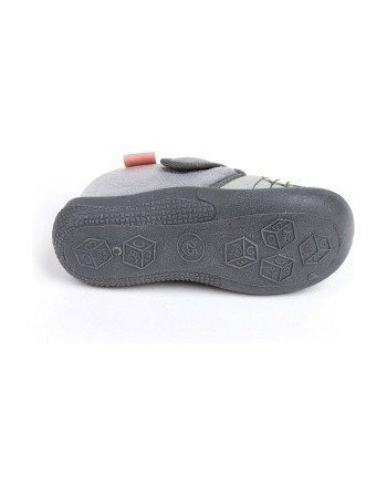 3D House Slippers Looney Tunes Grey