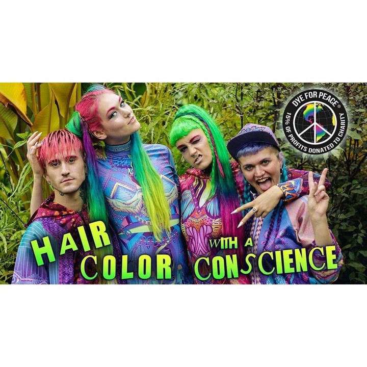Halvpermanent farvning Manic Panic Vampire Red Amplified Spray (118 ml)