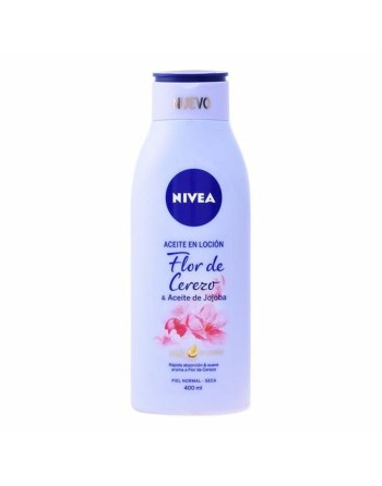 Olie i Lotion af Kirsebærblomst og Jojobaolie Nivea Aceite En Locion (400 ml) 400 ml