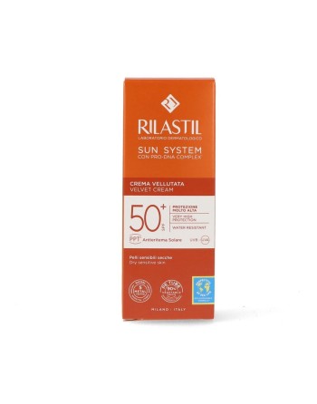 Protector Solar con Color Rilastil Sun System SPF 50+ 50 ml