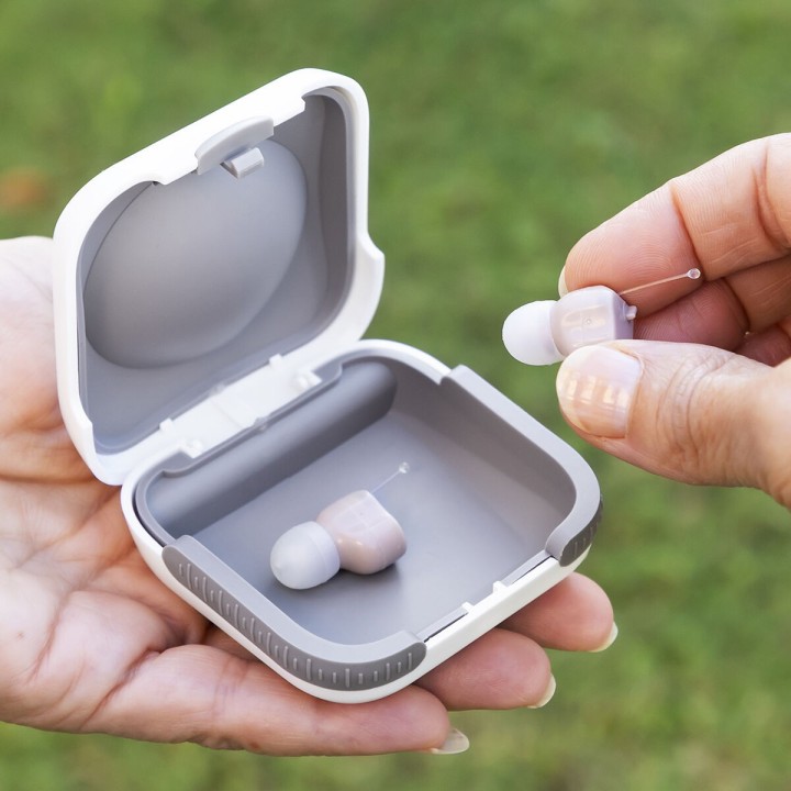 Amplificatore Acustico Intrauricolare con Accessori Hearzy InnovaGoods 2 Unità