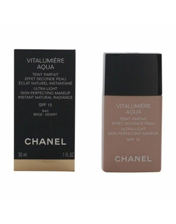 Liquid Make Up Base Vitalumière Aqua Chanel