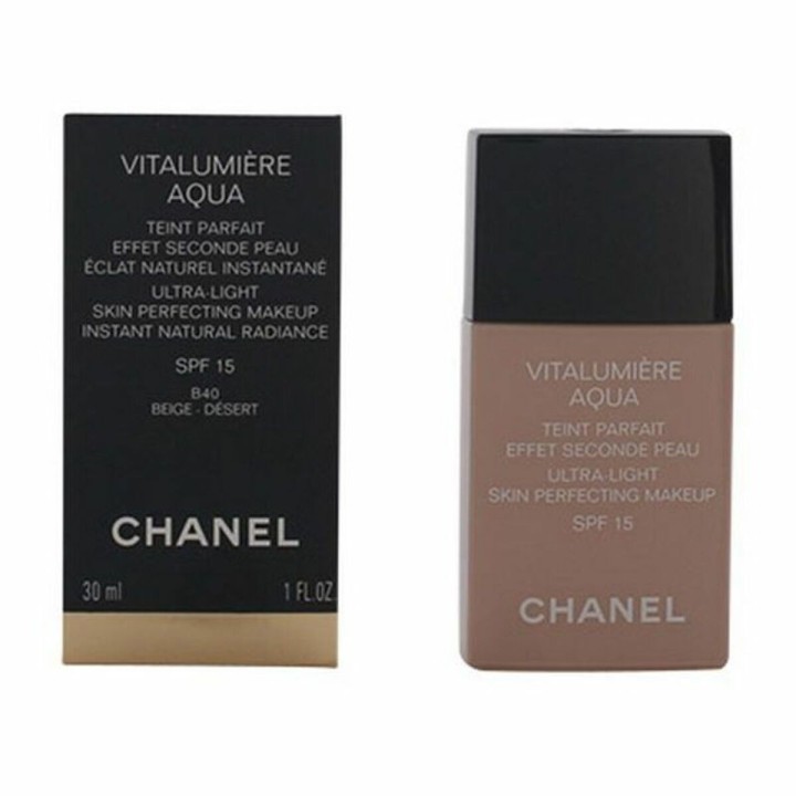 Flydende makeup foundation Vitalumière Aqua Chanel
