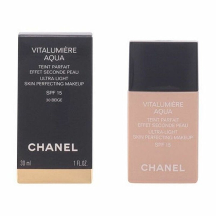 Flydende makeup foundation Vitalumière Aqua Chanel