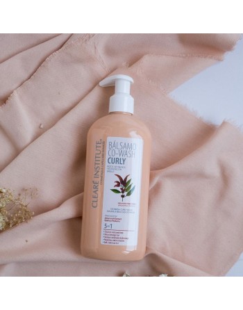 Fluide de définition de boucle Clearé Institute Wash Curly 300 ml