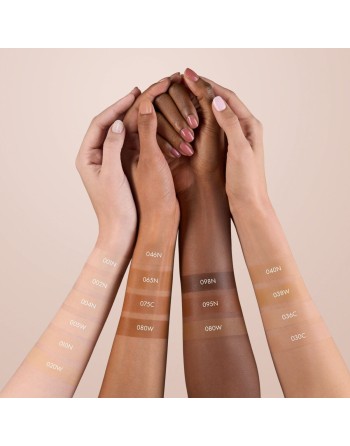 Flydende makeup foundation Catrice Nude Drop Nº 010N 30 ml