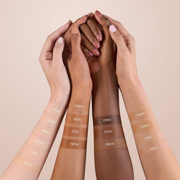 Flydende makeup foundation Catrice Nude Drop Nº 010N 30 ml