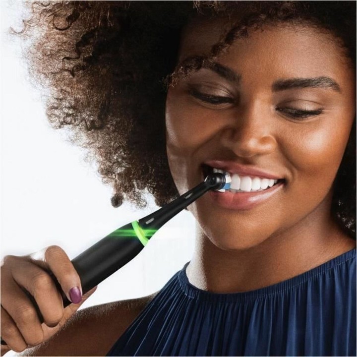 Spazzolino da Denti Elettrico Oral-B iO5
