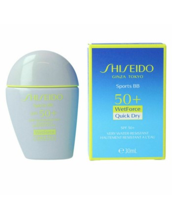 Solbeskyttelse med farve Shiseido Sports BB SPF50+