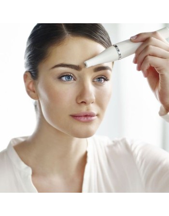 Electric Facial Cleanser/Hair Remover Braun Face 810