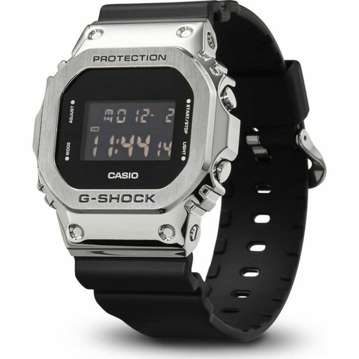 Unisex ur Casio G-Shock GM-5600U-1ER