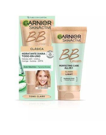 Crema Hidratante con Color Garnier Skin Naturals Spf 15 Claro (50 ml)